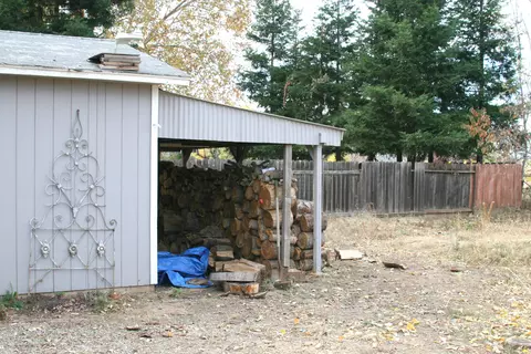 19530 Medo Vale Ln, Redding, CA 96002 photo 42