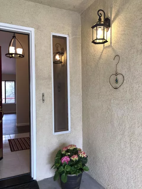 3755 Rushmore Dr, Redding, CA 96001 photo 3
