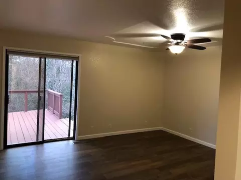 3755 Rushmore Dr, Redding, CA 96001 photo 6