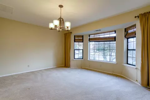 2819 Lake Redding Dr, Redding, CA 96003 photo 8
