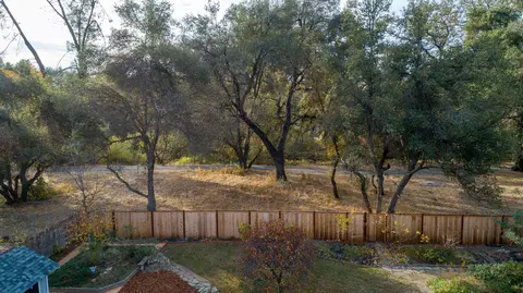 2819 Lake Redding Dr, Redding, CA 96003 photo 39