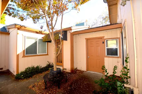 740 West St, Redding, CA 96001 photo 9