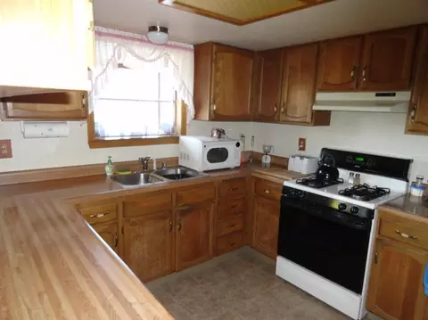 862 Monarch Ct, Redding, CA 96003 photo 4