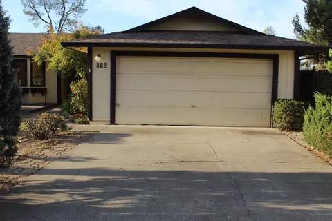 862 Monarch Ct, Redding, CA 96003 photo 3