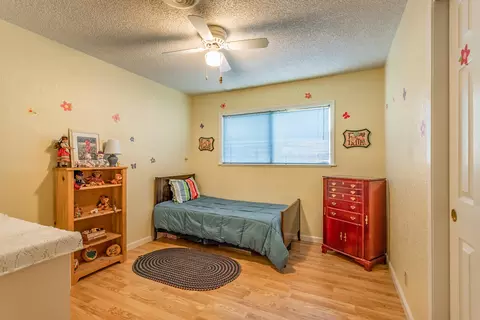 6701 Southgate Dr, Redding, CA 96001 photo 10