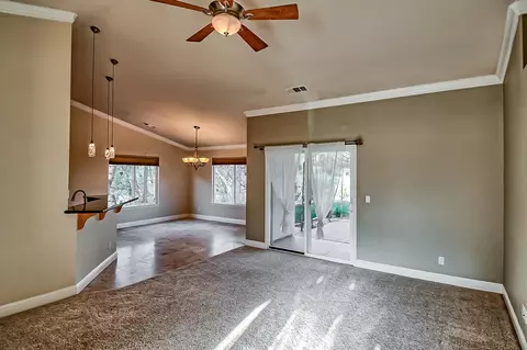 1312 Empress Ln, Redding, CA 96002 photo 5