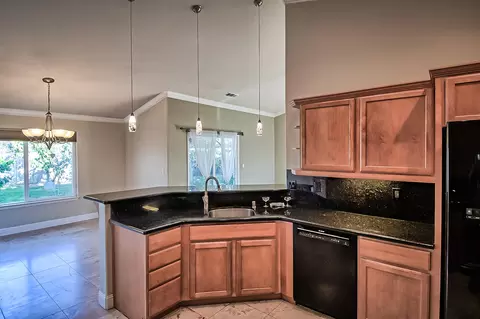1312 Empress Ln, Redding, CA 96002 photo 11