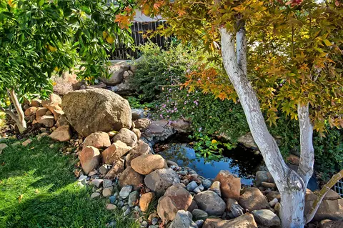 1312 Empress Ln, Redding, CA 96002 photo 3
