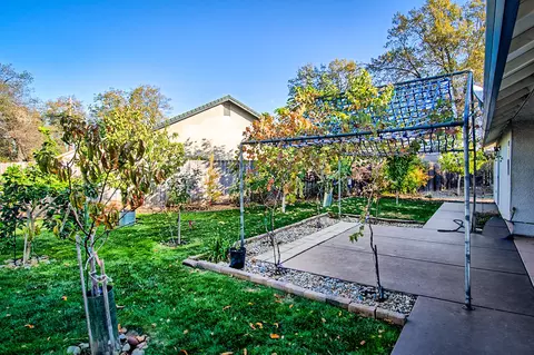 1312 Empress Ln, Redding, CA 96002 photo 30