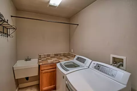 1312 Empress Ln, Redding, CA 96002 photo 15
