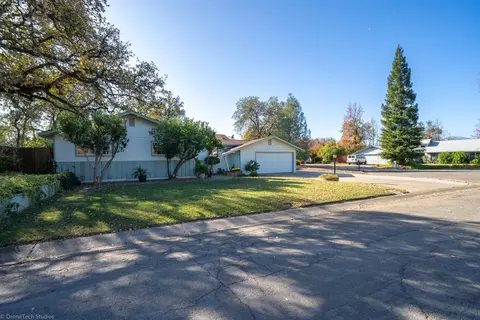 1280 Norman Dr, Redding, CA 96002 photo 8