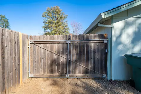 1280 Norman Dr, Redding, CA 96002 photo 47