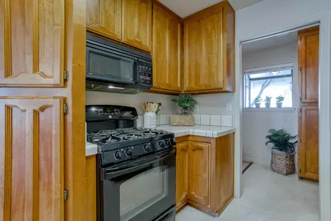 1911 Vineyard Trl, Redding, CA 96003 photo 10