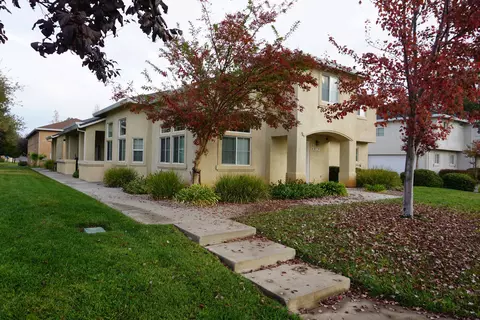 1278 Mighty Oak Ln, Redding, CA 96002 photo 3