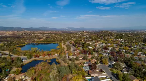 1921 Kinvarra Way, Redding, CA 96001 photo 32