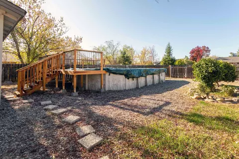 3391 Cutlas Ct, Redding, CA 96001 photo 4