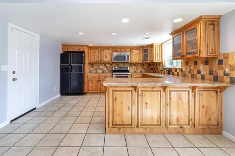 3391 Cutlas Ct, Redding, CA 96001 photo 6