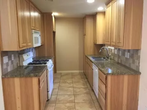 1765 Regent Ave, Redding, CA 96001 photo 4