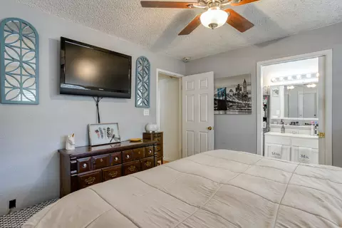 3236 Aster St, Anderson, CA 96007 photo 4