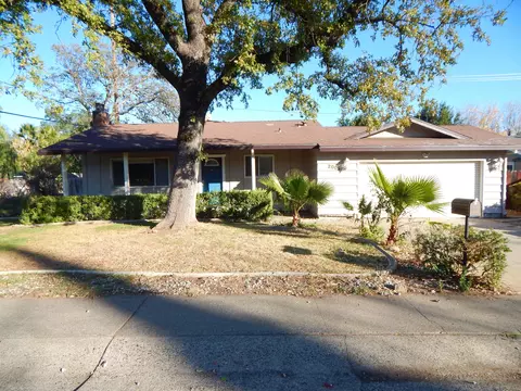 2005 Carpenter Ln, Redding, CA 96002 photo 1