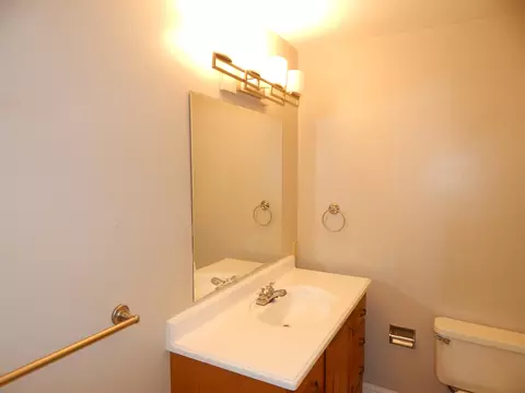 2005 Carpenter Ln, Redding, CA 96002 photo 21
