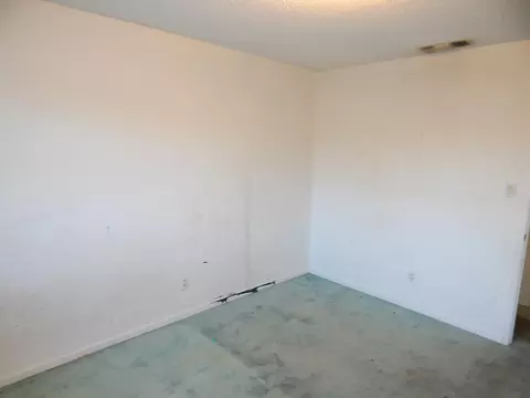 2005 Carpenter Ln, Redding, CA 96002 photo 16
