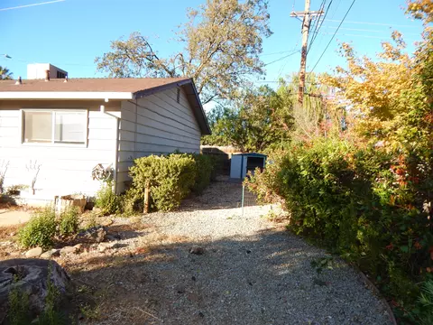 2005 Carpenter Ln, Redding, CA 96002 photo 36