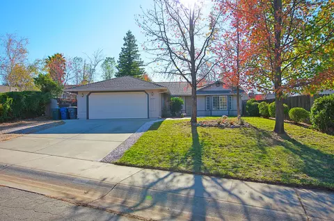 2897 Salmonberry Dr, Redding, CA 96003 photo 3