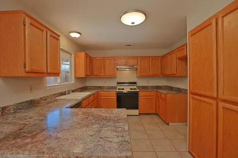 2897 Salmonberry Dr, Redding, CA 96003 photo 7