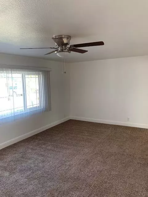 1545 Yale Ct, Redding, CA 96002 photo 4