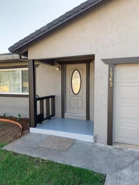 1545 Yale Ct, Redding, CA 96002 photo 2