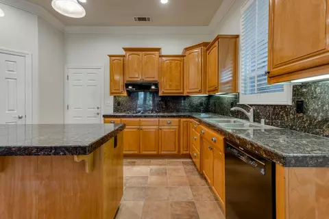 4341 Key West Dr, Redding, CA 96002 photo 9