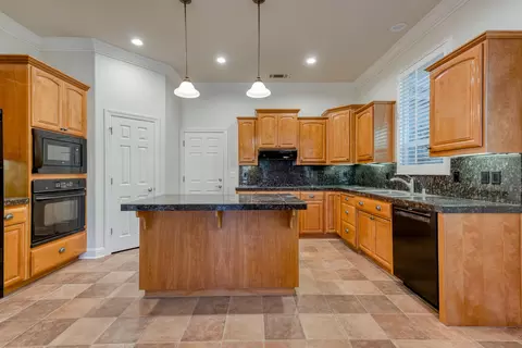 4341 Key West Dr, Redding, CA 96002 photo 7