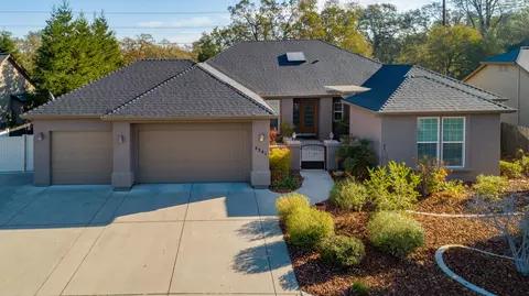 4341 Key West Dr, Redding, CA 96002 photo 1