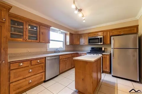 1247 Aloha Ct, Red Bluff, CA 96080 photo 10