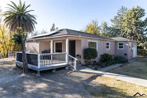 1247 Aloha Ct, Red Bluff, CA 96080 photo 1