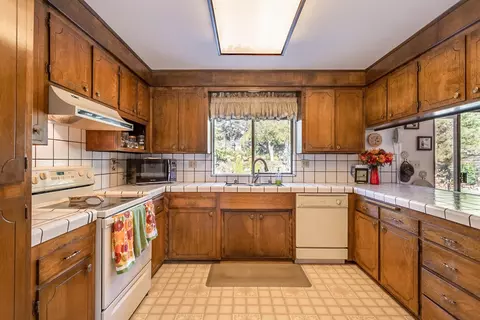 3737 Oro St, Redding, CA 96001 photo 12