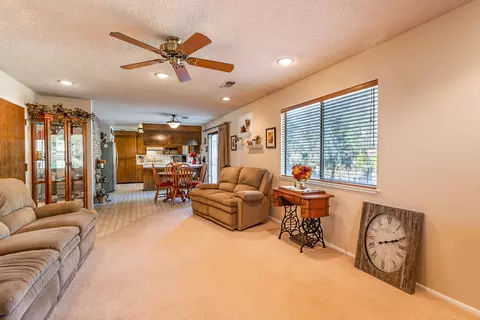 3737 Oro St, Redding, CA 96001 photo 17