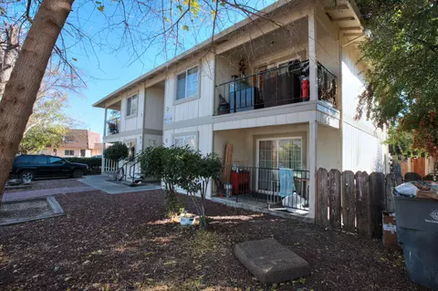 75 Mina Ave, Red Bluff, CA 96080 photo 3