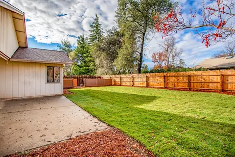 3446 Timbercreek Dr, Redding, CA 96002 photo 13