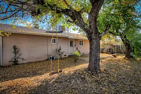 2822 Regal Ave, Redding, CA 96002 photo 4