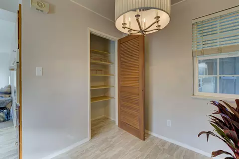 6476 Kimberly Dr, Redding, CA 96001 photo 8