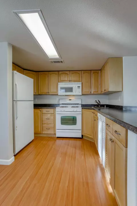 1729 Grant St, Redding, CA 96001 photo 7