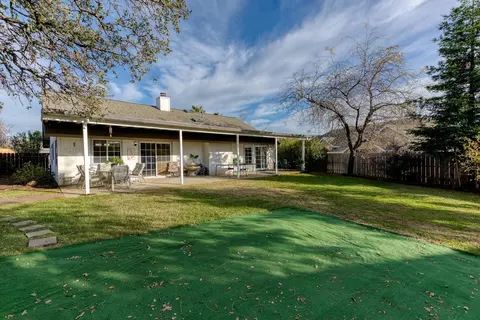 11520 Amir Ct, Redding, CA 96003 photo 32
