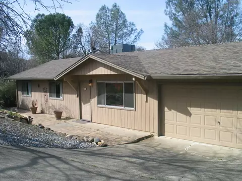3882 Patterson Ct, Redding, CA 96003 photo 1
