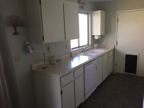 3882 Patterson Ct, Redding, CA 96003 photo 11