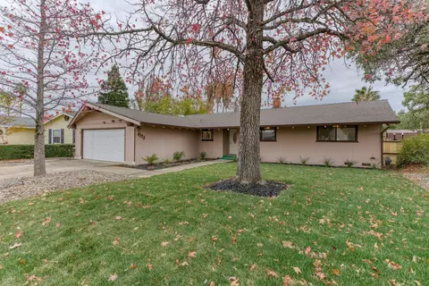 4175 Meander Dr, Redding, CA 96001 photo 1