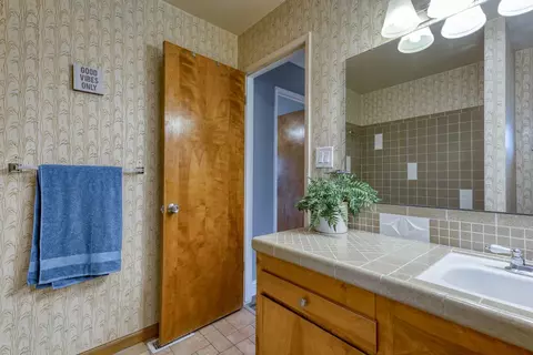 4175 Meander Dr, Redding, CA 96001 photo 21