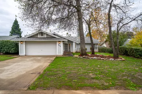 3428 Oak Haven Ct, Redding, CA 96002 photo 1