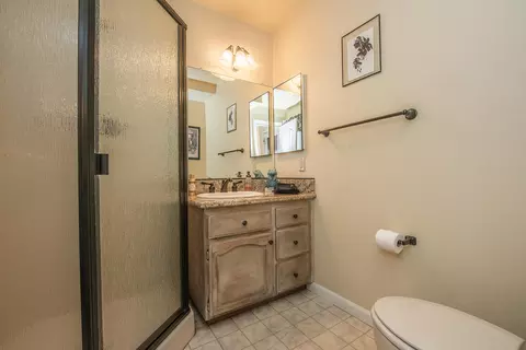 1725 Edgewood Dr, Redding, CA 96003 photo 29